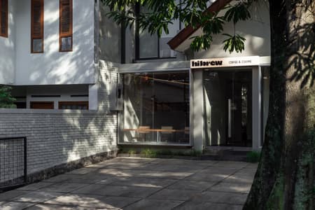 Hibrew Coffee and Cuisine